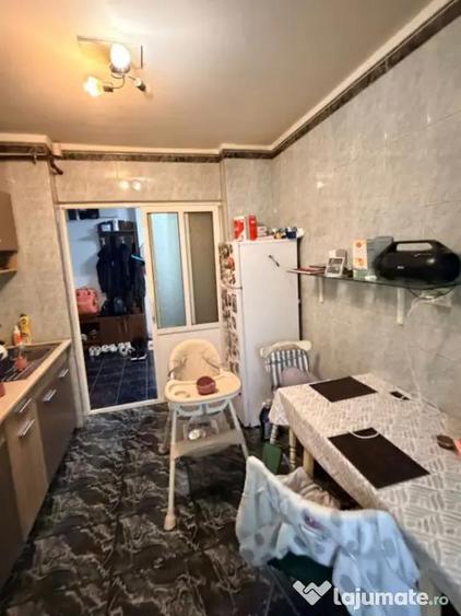 Apartament cu 2 camere decomandat în Tomis Nord