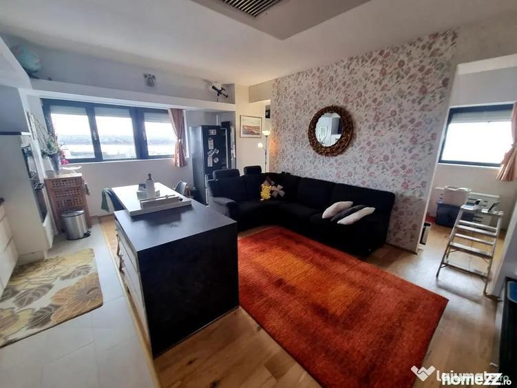 Apartament cu 3 camere decomandat în Faleza Nord