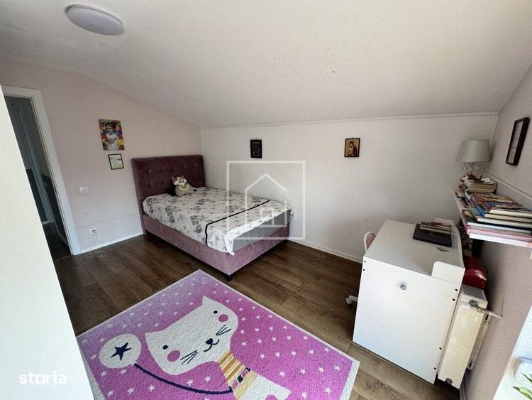 Casă cu 4 camere cu Teren 220 Mp în Roșia