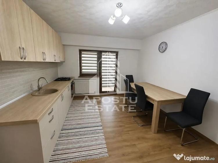 Apartament cu 2 camere semidecomandat în Soarelui