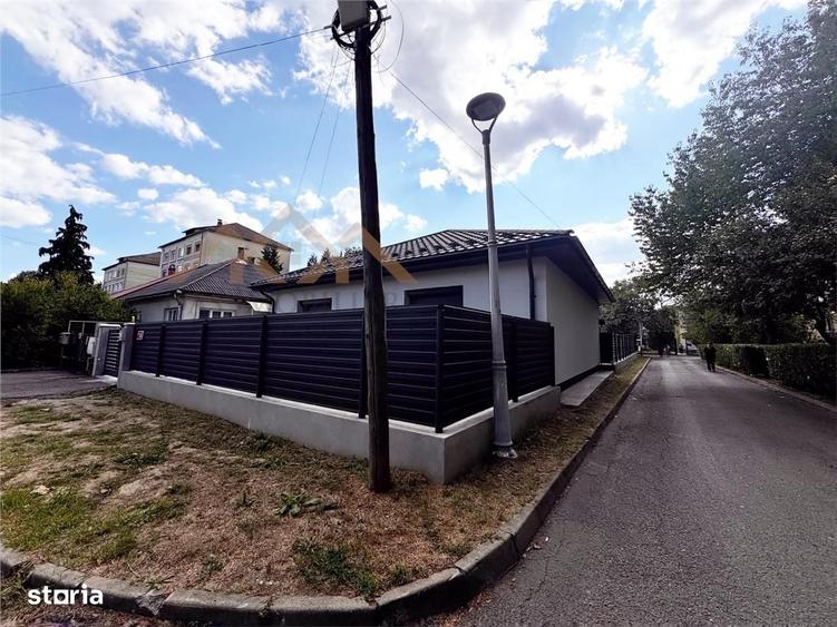 Spațiu comercial, de 85 mp, în Central