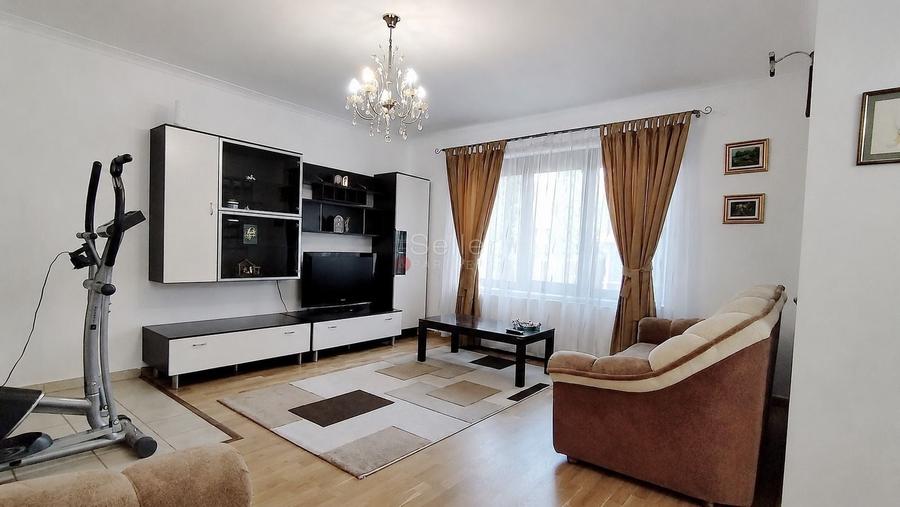 Casă individuală cu 5 camere cu Canalizare în Bunloc