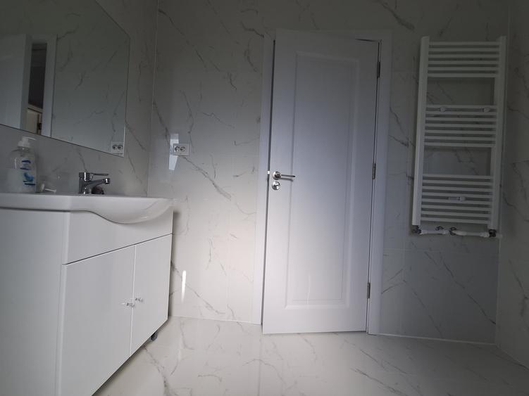 Duplex cu 4 camere cu Teren 417 Mp în Giarmata