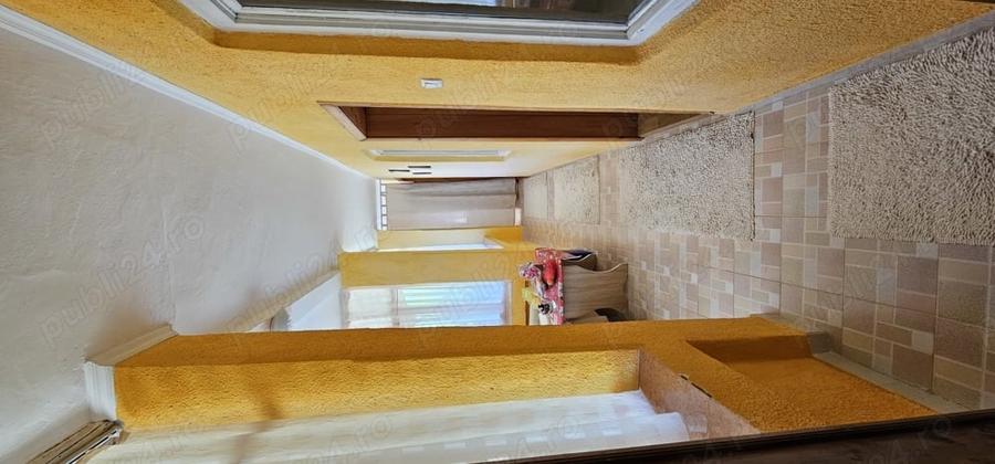 Casă cu 3 camere în Chiochiș