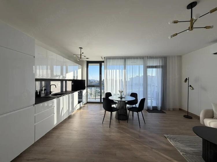 Apartament cu 2 camere decomandat, mobilat în Sud