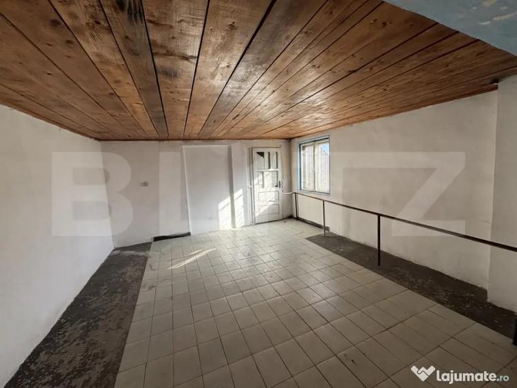 Spațiu comercial, de 330 mp, în Central