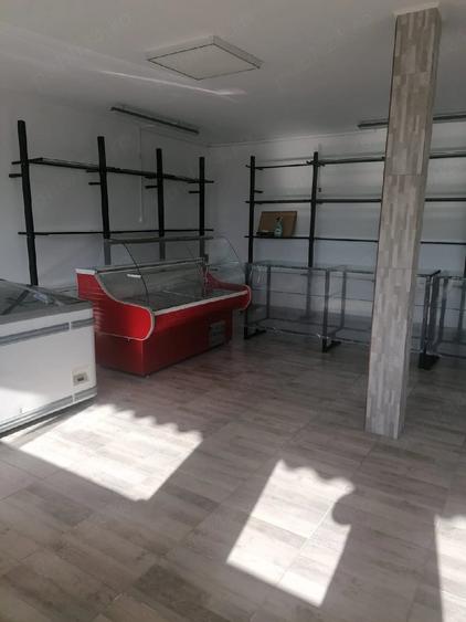 Spațiu comercial, de 110 mp, în Fundata