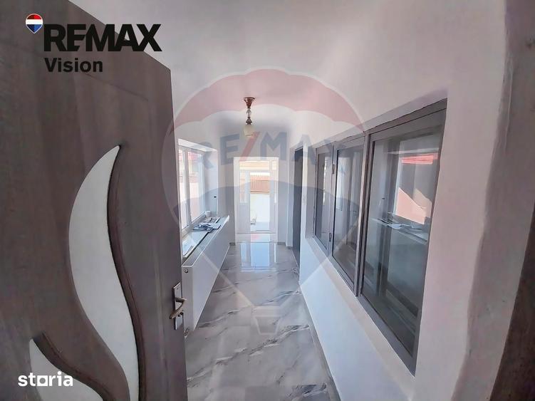 Casă cu 4 camere cu Teren 284 Mp în Brestei