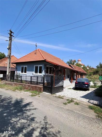 Casă cu 3 camere cu Teren 2019 Mp în Vața de Jos
