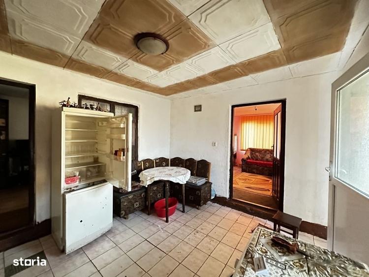 Casă cu 3 camere în Țelna