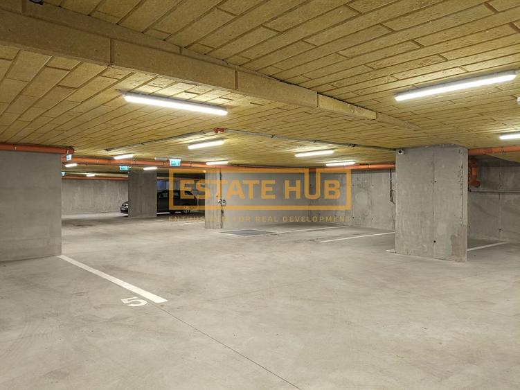 Apartament cu 3 camere semidecomandat în Ultracentral