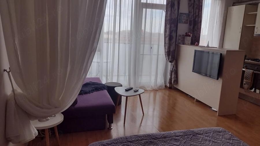 Garsonieră semidecomandată în Central