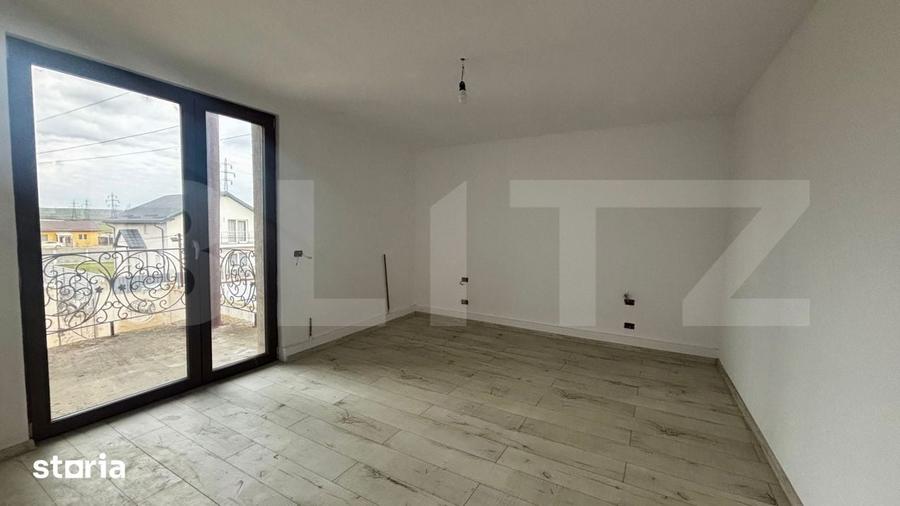 Casă cu 6 camere cu Teren 450 Mp în Șimnicu de Sus