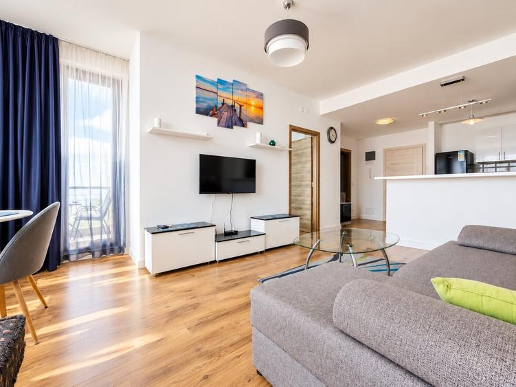 Apartament cu 2 camere decomandat, mobilat în Mamaia-Sat