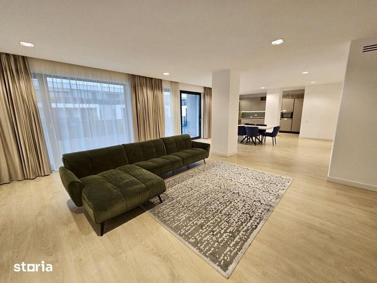 Apartament cu 4 camere în Central