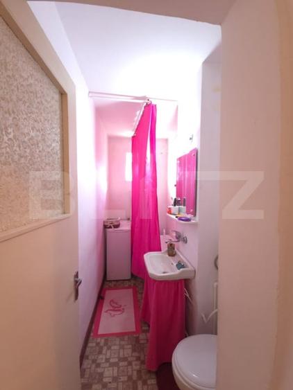 Apartament cu 2 camere semidecomandat, mobilat în Micro 4