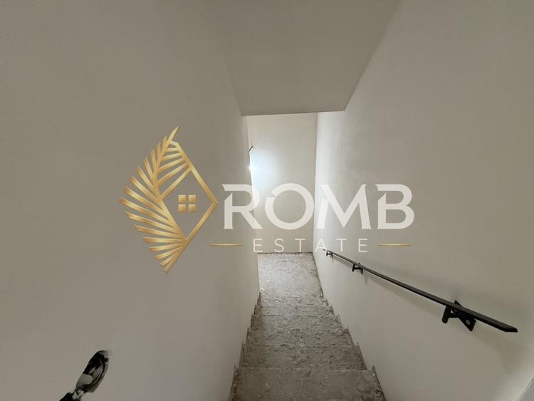 Apartament cu 5 camere semidecomandat în Mănăștur