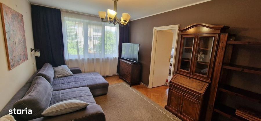 Apartament cu 4 camere în Săsar