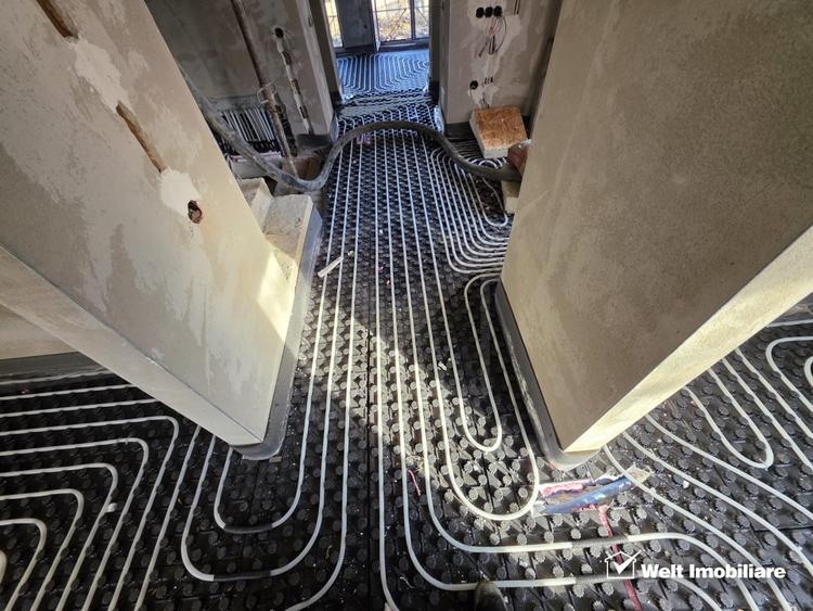 Duplex cu 5 camere cu Canalizare în Dezmir