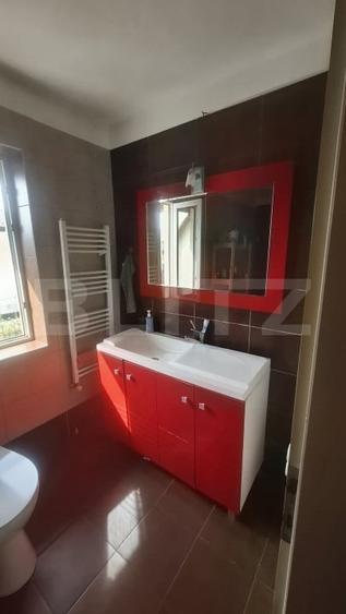 Casă cu 4 camere cu Canalizare în Florești