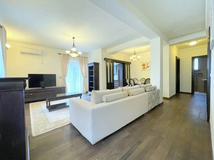 Apartament cu 3 camere semidecomandat în Mircea cel Bătrân