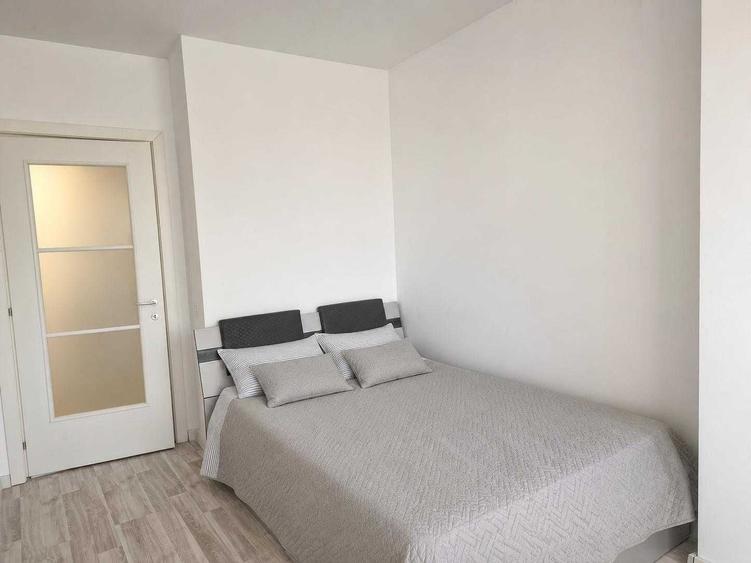 Apartament cu 2 camere decomandat în Exterior Vest