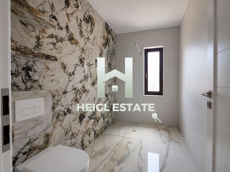 Duplex cu 4 camere cu Canalizare în Chișoda