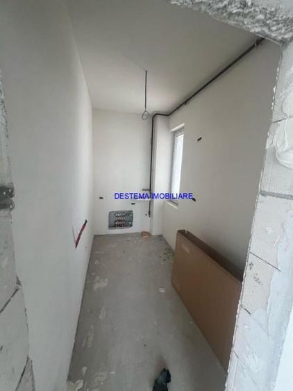 Apartament cu 2 camere în Km 5