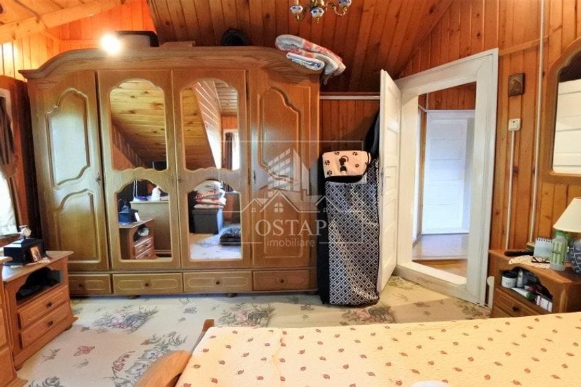 Casă individuală cu 6 camere cu Piscina în Gherăiești