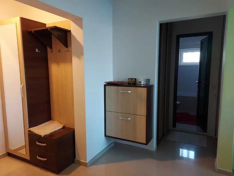 Apartament cu 2 camere decomandat, mobilat în Tomis Nord