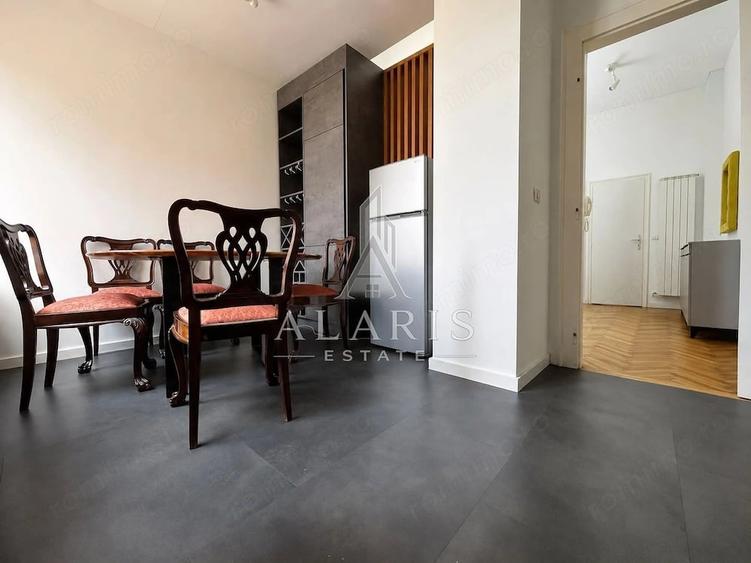 Apartament cu 5 camere decomandat în Central