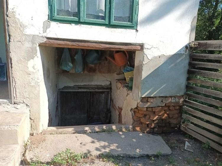 Casă individuală cu 3 camere cu Teren 12000 Mp în Goicea