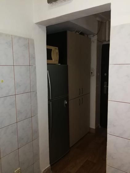 Inchiriez garsoniera, sect 4, Berceni, Str Alunisului, cu loc de parcare, pentru o singura persoana, parter, fara animale de companie, 1+1 garantie - 3