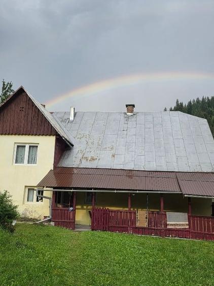Casă individuală cu 5 camere cu Garaj în Scărișoara