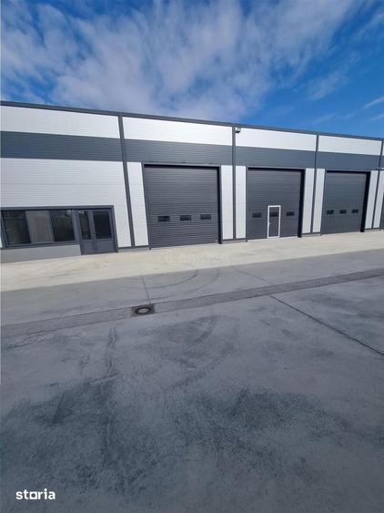 Spațiu comercial, de 550 mp, în Poroschia