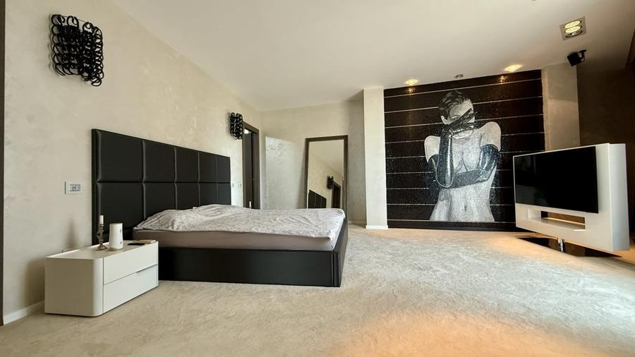 Penthouse cu 3 camere nedecomandat, mobilat în Tomis Nord