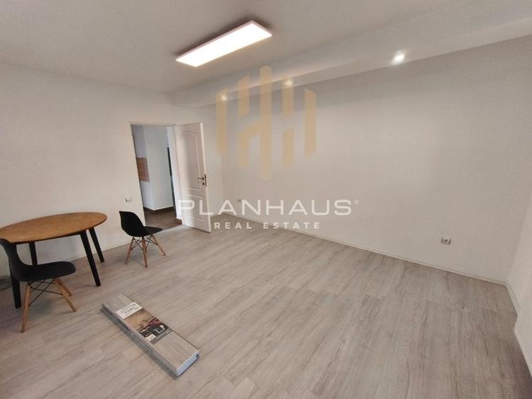 Apartament cu 3 camere decomandat, mobilat în Central
