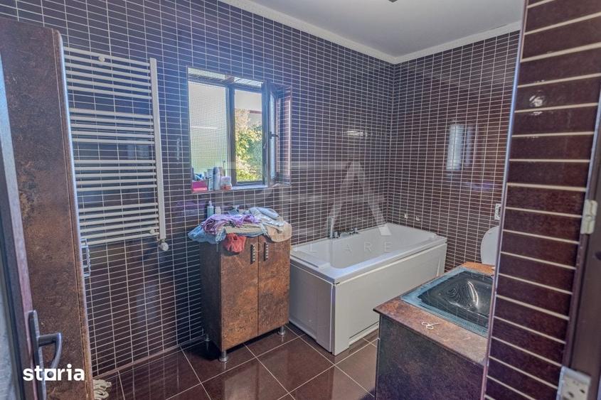 Casă cu 5 camere cu Teren 400 Mp în Apărătorii Patriei