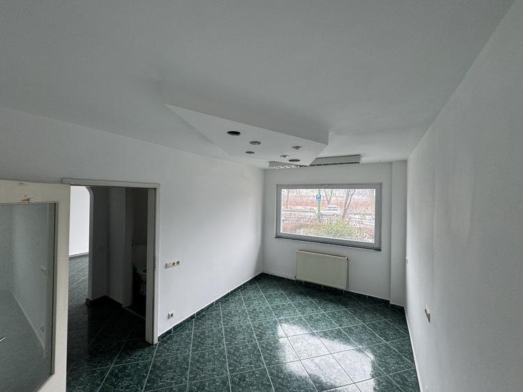 Spațiu comercial, de 60 mp, în Hărmanului
