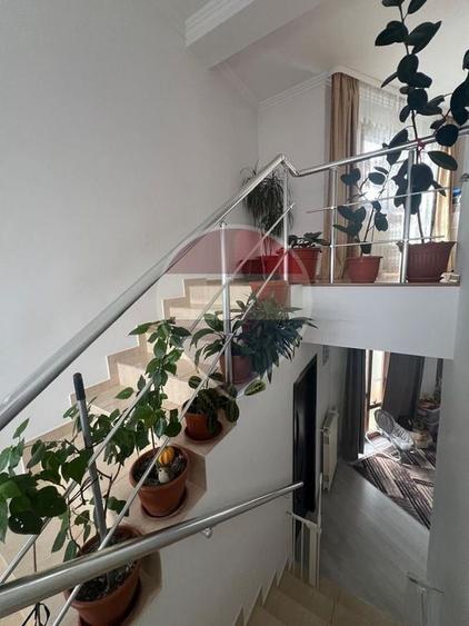 Casă cu 3 camere cu Teren 111 Mp în Tăbăcari