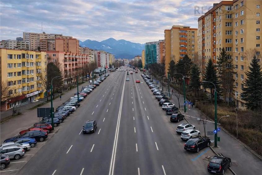 Spațiu comercial, de 225 mp, în Florilor