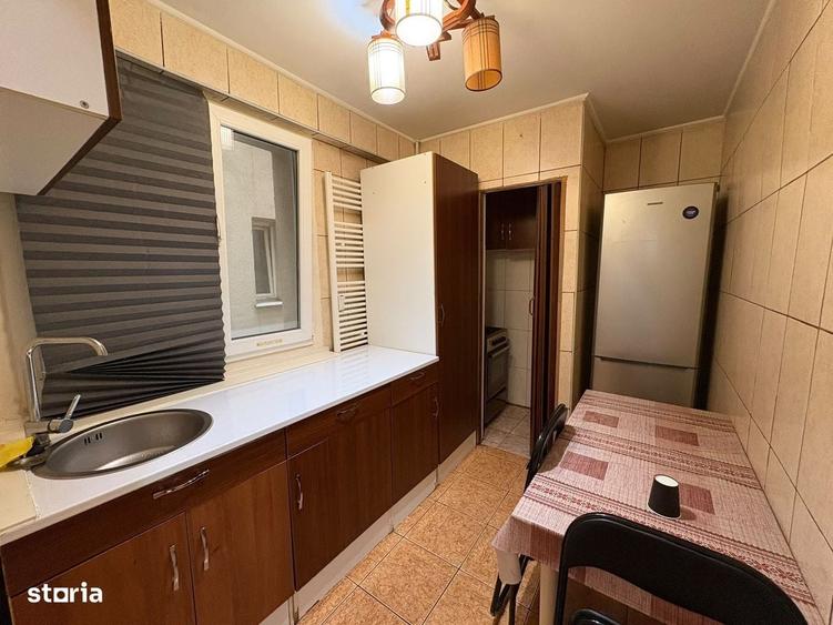Apartament cu 2 camere decomandat în Eroii Revoluției