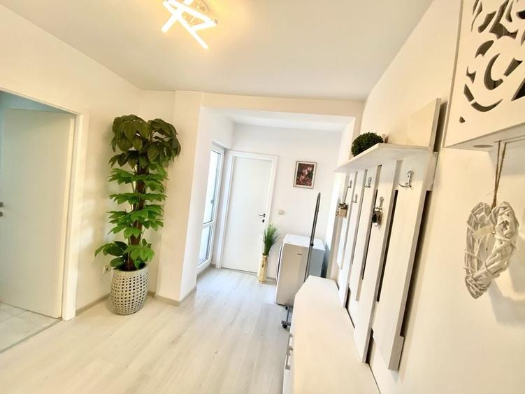 Apartament cu 2 camere decomandat în Bucium