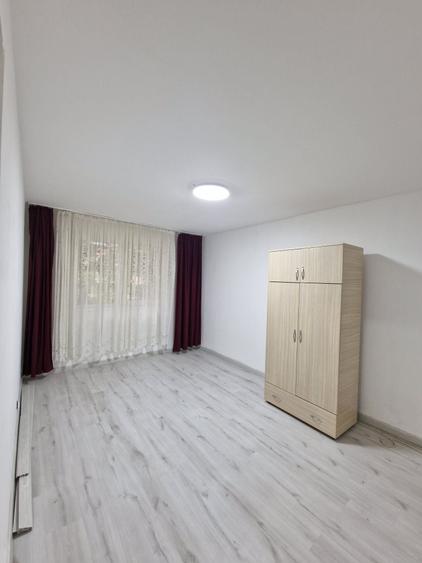 Apartament cu 2 camere decomandat în Exterior Vest