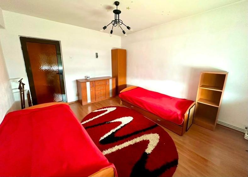 Apartament cu 2 camere decomandat în Sud