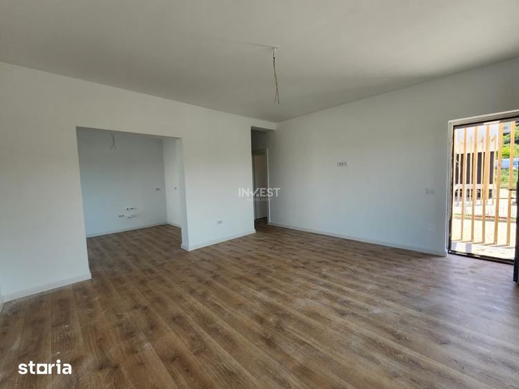 Casă cu 4 camere cu Teren 400 Mp în Valea Lupului
