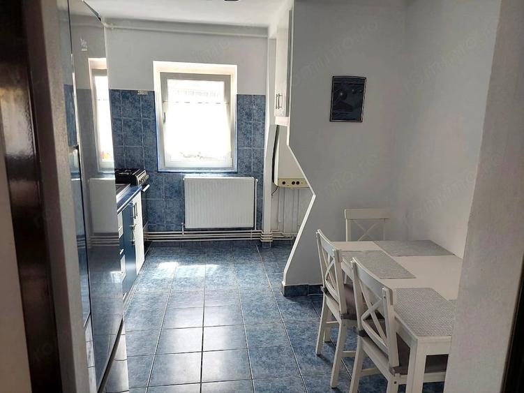 Apartament cu 3 camere decomandat în Ștrand