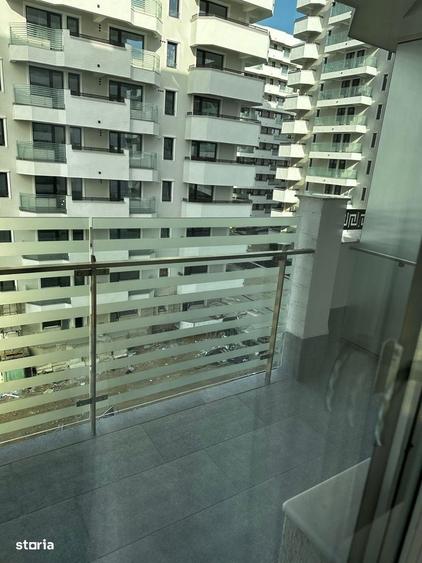Apartament cu 3 camere decomandat în Breazu