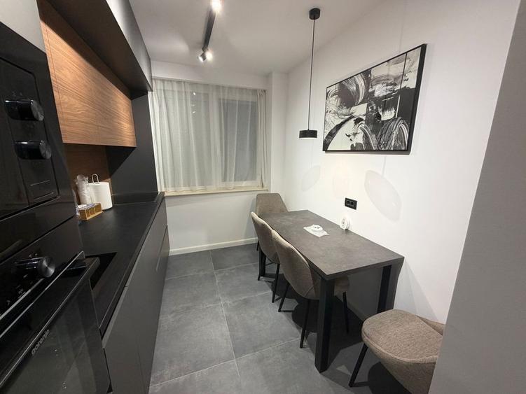 Apartament cu 2 camere semidecomandat în Ultracentral