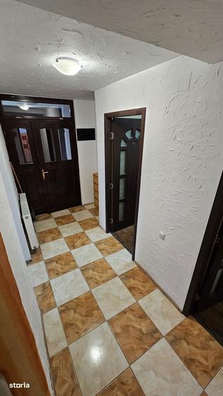 Apartament cu 3 camere în Dâmbul Rotund